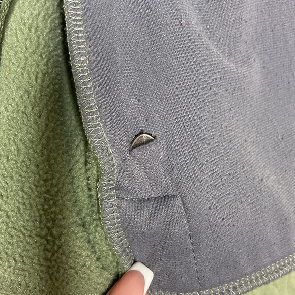 Green North Face Zip Up Jacket - Picture 7 of 7
